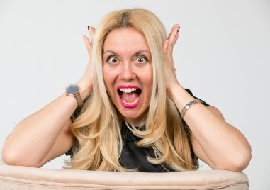 Тя е Венета на 38 г от София Зодия Стрелец