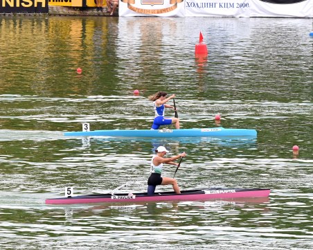 5-о, 6-о и 8-о място за български лодки на Световното  по кану-каяк в Пловдив