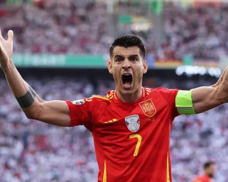 Мората официално е футболист на Милан