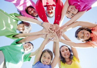 Всяко трето дете в България живее в риск от бедност