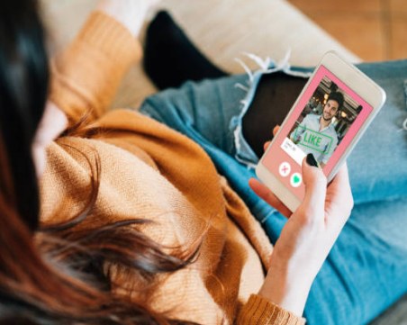 Онлайн взаимоотношения - плюсове и минуси