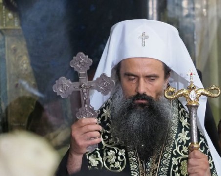 Патриарх Даниил се помоли Бог да изпрати дъжд и да спре пожарите
