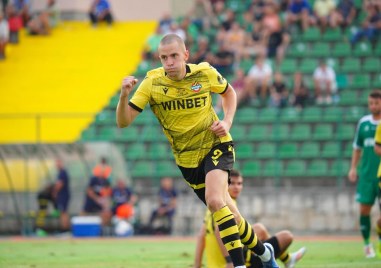 Ботев Пловдив започна успешно и във футболния ни елит след