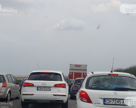 Поетапно пускат движението на 