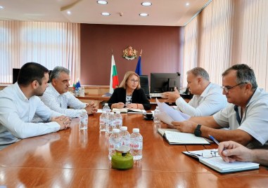 Областният управител на Пловдив проф Христина Янчева свика спешна среща
