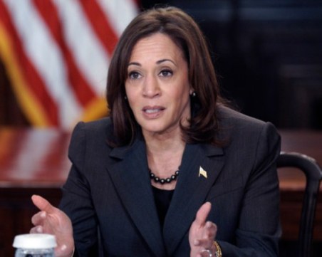 Лидерите на Демократическата партия в Конгреса обявиха подкрепа за Камала Харис