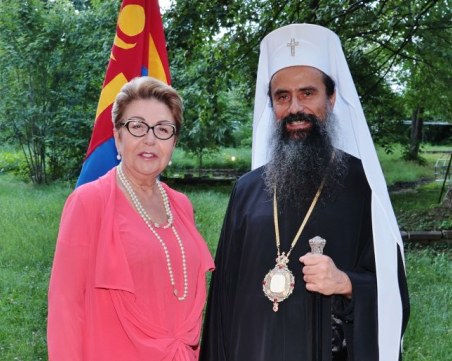 Снимка на патриарха с Митрофанова разбуни социалните мрежи