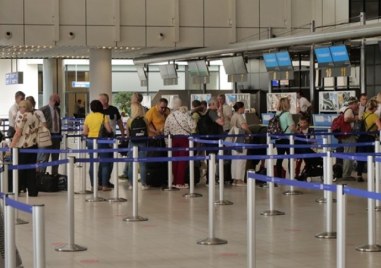 Неочакваният технически проблем който по рано сполетя летище София е продължил