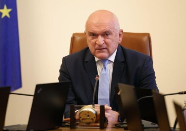 Спасихме човешки животи овладяхме пожарите на територията на страната Това съобщи служебният