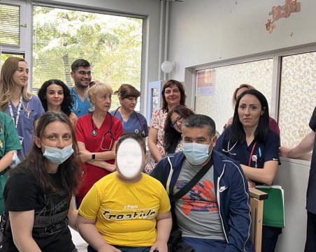 Близо 3 месеца лекуваха пневмония при дете в Клиниката по педиатрия в УМБАЛ „Свети Георги