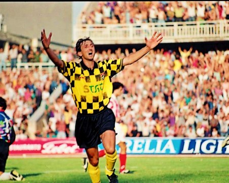 Ботев играе за втори път срещу гърци