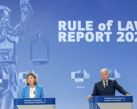 ЕК: Препоръчахме на България промени в Конституцията, защото наблюдавахме трайни проблеми