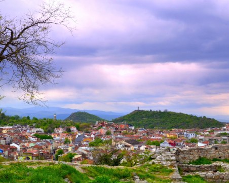 Облачен четвъртък в Пловдив, възможни са превалявания и гръмотевични бури