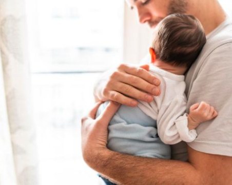 Бащите ще могат да ползват отпуск за отглеждане на дете до 2 г.