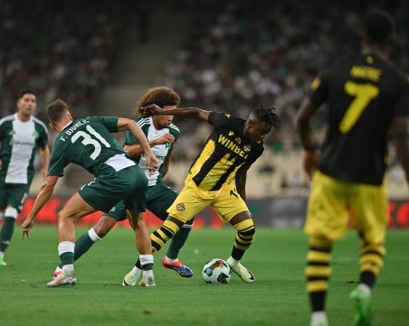 Ботев загуби, но изигра много силен мач срещу Панатинайкос, скандален съдия поряза 