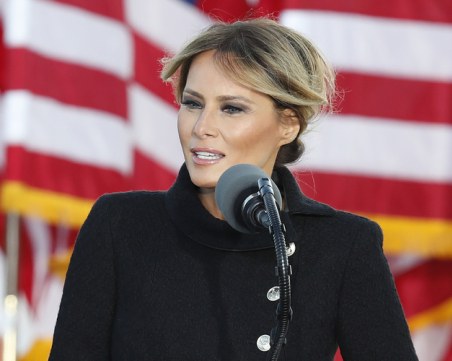 Мелания Тръмп разказва за живота си в книга