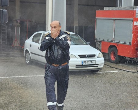 След 22 години служба: Пловдивския пожарникар Георги Георгиев с последно дежурство