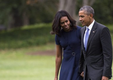 Бившият американски президент Барак Обама и съпругата му Мишел подкрепиха