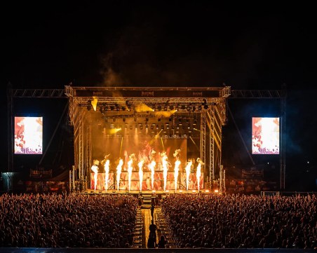 Брутален спектакъл – BMTH и 