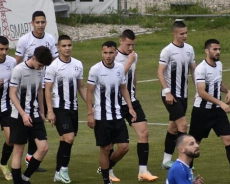 Дубълът на Локо громи в последната си контрола