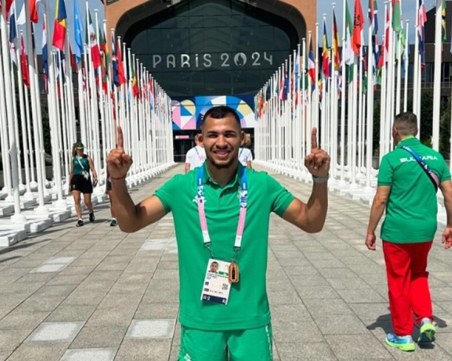 Радослав Росенов започна с победа в боксовия турнир на Олимпиадата