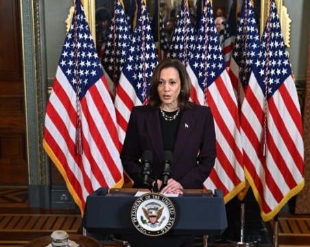 Камала Харис събра 200 млн. щатски долара и хиляди нови доброволци