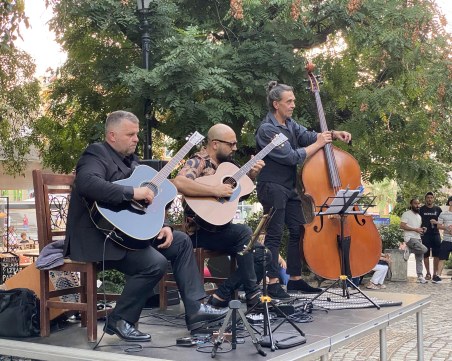 Седмият хълм се превърна в сцена за удивителен концерт на Ангел Демирев трио