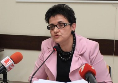 Финансовият министър Людмила Петкова реагира остро на твърденията на председателя