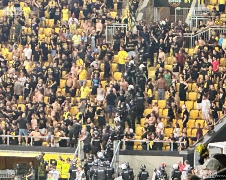 Калин Стоянов благодари на полицаите в Пловдив, че не е ескалирал конфликтът на Колежа