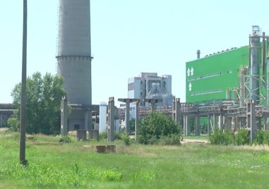 Пожарът в завода за целулоза в Свищов е напълно потушен и