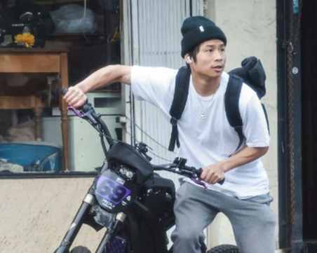 Синът на Анджелина Джоли и Брад Пит е претъпял тежка катастрофа