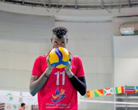 Волейболният Локомотив взе гигант от Либия