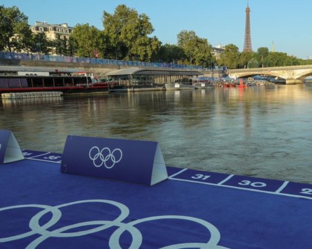 Изчистиха Сена - ще има състезание по триатлон