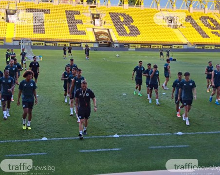 Панатинайкос тренира на Колежа