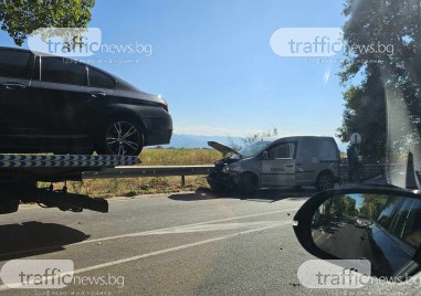 Катастрофа предизвика илометрично задръстване на пътя за Пазарджик сигнализира читател