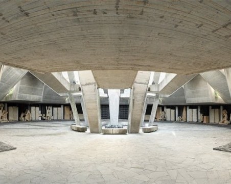 Ремонтират и връщат към живот Братската могила със 70 000 лв.