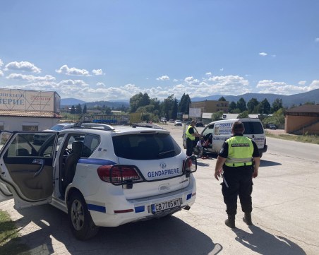 Само за ден: Задържаха 12 души в Пазарджишко, полицаите разкриха редица нарушения на реда