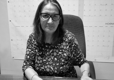 Напусна ни Анна Монова – директор на Театър 199 Валентин