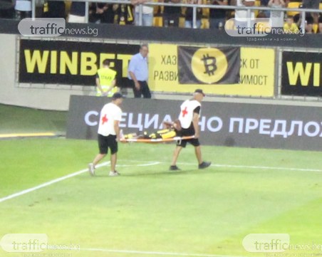 Голмайсторът на Ботев със съмнение за тежка контузия