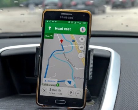 Google Maps с нов ъпдейт, който ще улесни търсенето на паркомясто