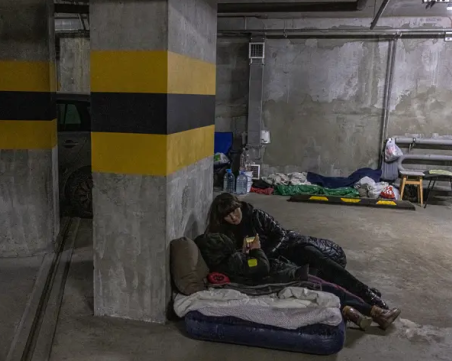 Одеса е под обстрел с балистични ракети, в града отекват експлозии