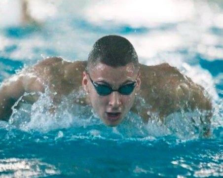 Пловдивчанинът Йосиф Миладинов отпадна в плуването на Олимпиадата