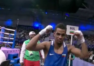 Боксьорът Хавиер Ибанес гарантира първи медал за България от настоящите