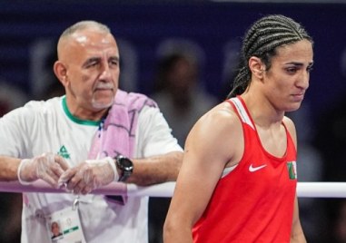 Алжирската боксьорка Имане Хелиф и боксьорката от Тайван Лин Ю Тин