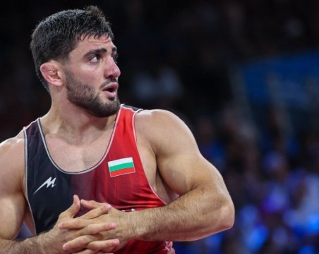 Айк Мнацаканян отпадна от Олимпиадата