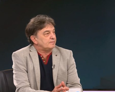 Професор Савов: В редки случаи може мъж да има две X хромозоми, а жена – X и Y