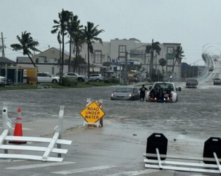 Ураганът „Деби” взе четири жертви, сред тях и дете