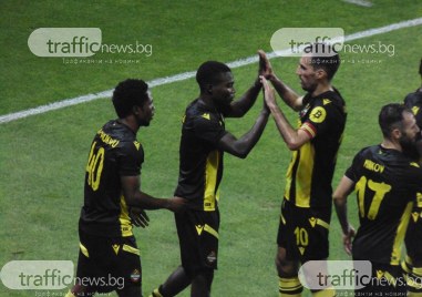 Ботев победи с 2 1 босненския Жрински Мостар в първа среща