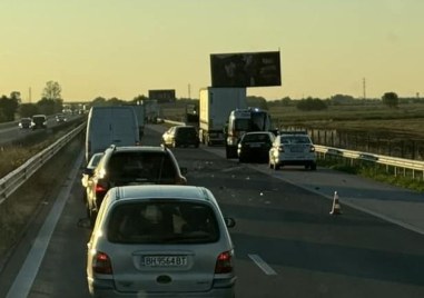 Катастрофа стана рано тази сутрин на магистрала Тракия Камион и