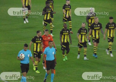 Нападателят на Ботев Пловдив Алекса Мараш донесе победата с 2 1